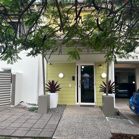 Redcliffe Motor Inn Exteriér fotografie