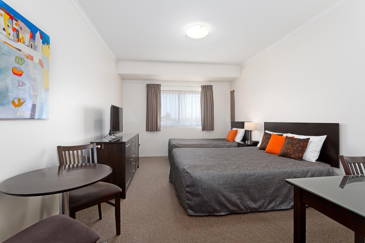 Redcliffe Motor Inn Exteriér fotografie