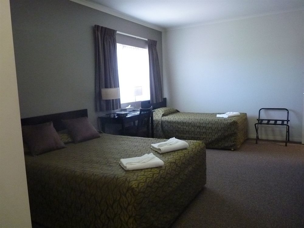 Redcliffe Motor Inn Exteriér fotografie